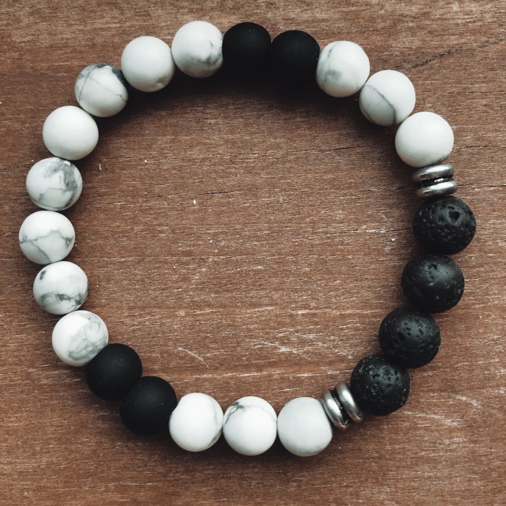 Essential Oil Bracelet 🌸